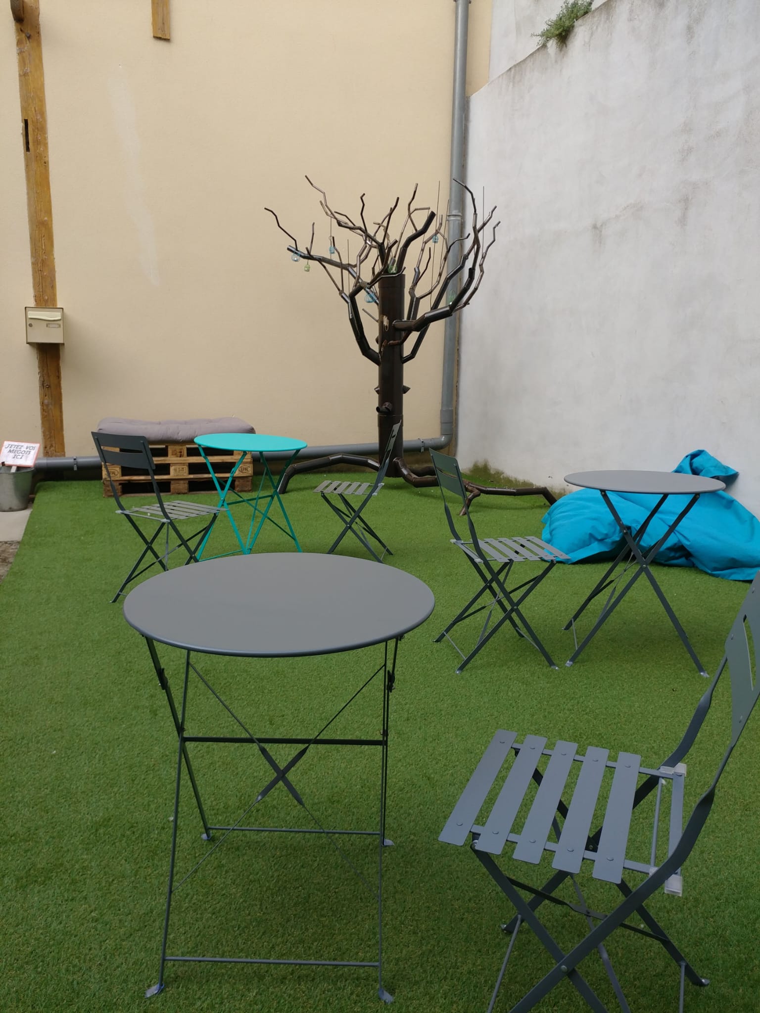 terrasse du studio District 2 corps et arts dance district école de danse à castelsarrasin